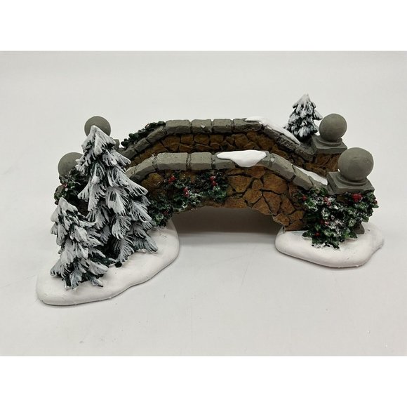 Dept. 56 Village Stone Footbridge #52646 In Original Box - Picture 9 of 14